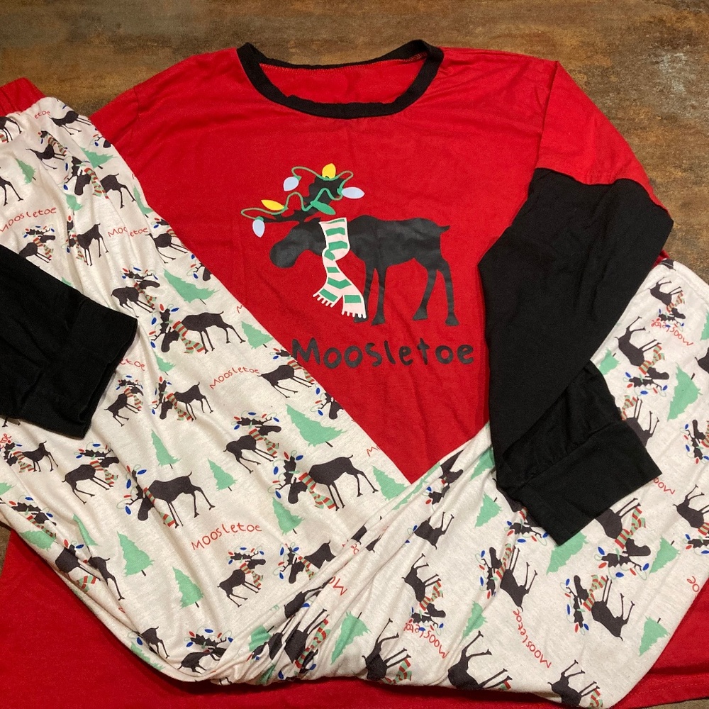 Mens XXL Moosletoe Christmas Pajamas